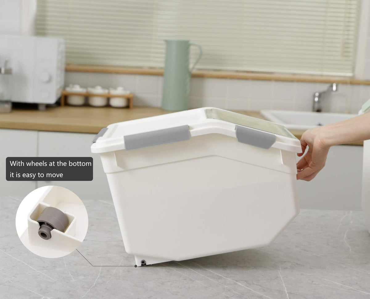 2 Pack Airtight Pet Food Storage Container with Scoop 10 LB J606