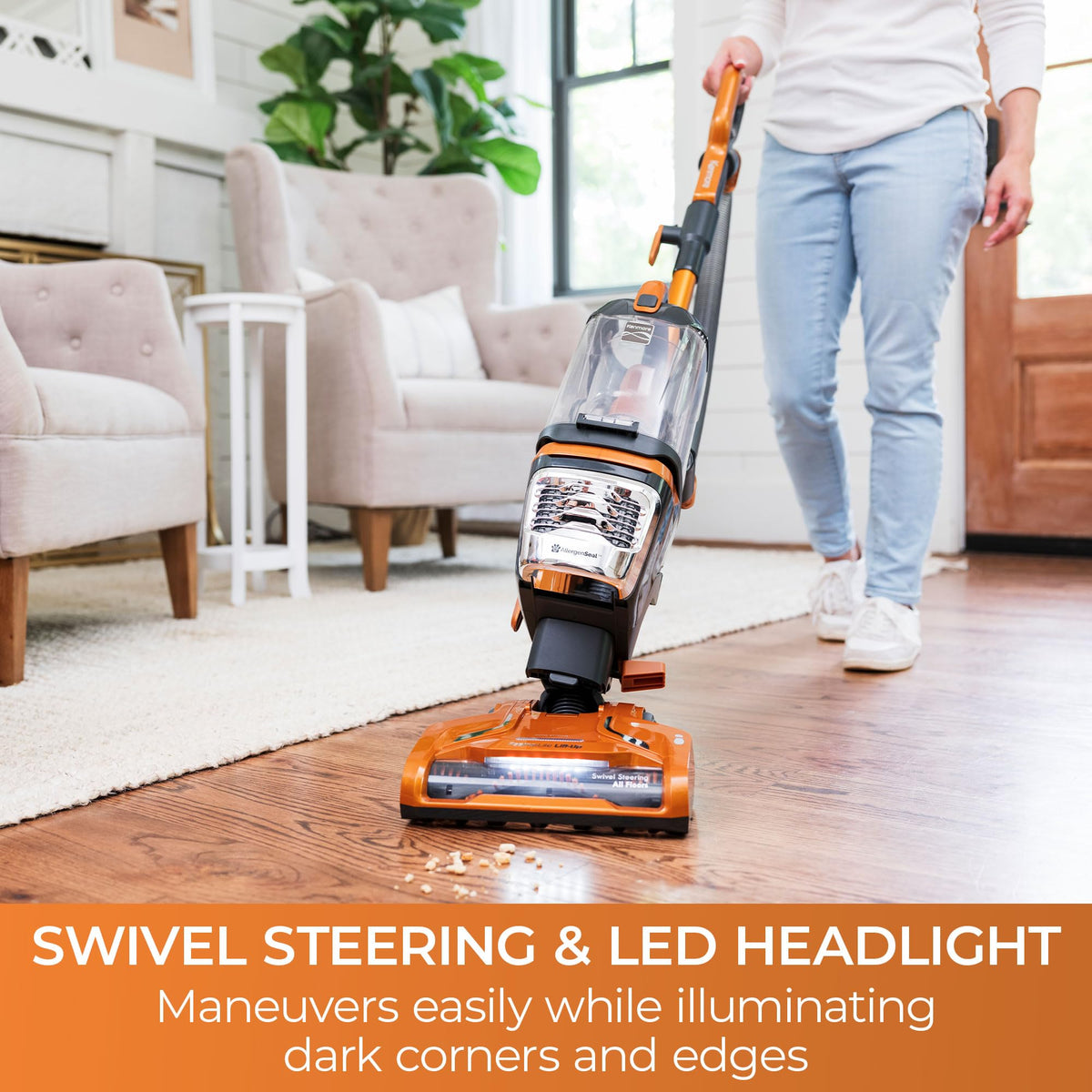 Bagless Upright Vacuum I3893