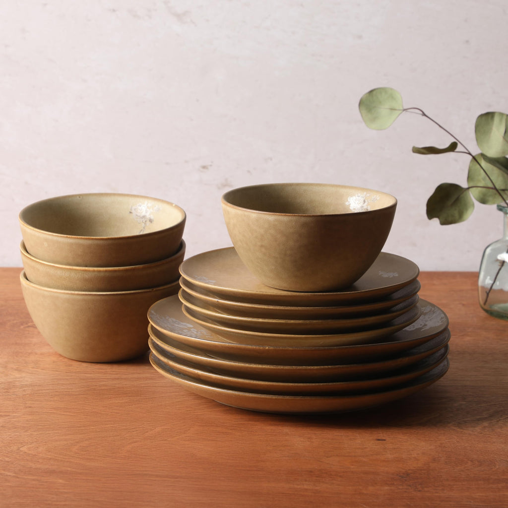 12 Piece Taupe Floral Dinnerware Set D525993