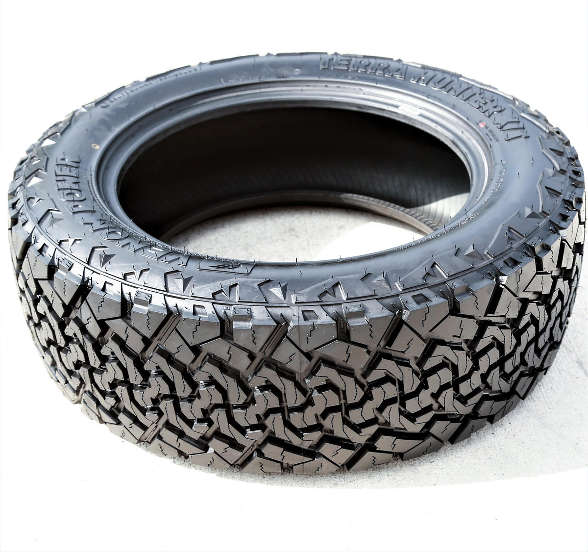 275/60R20 20 inch Tires D19527