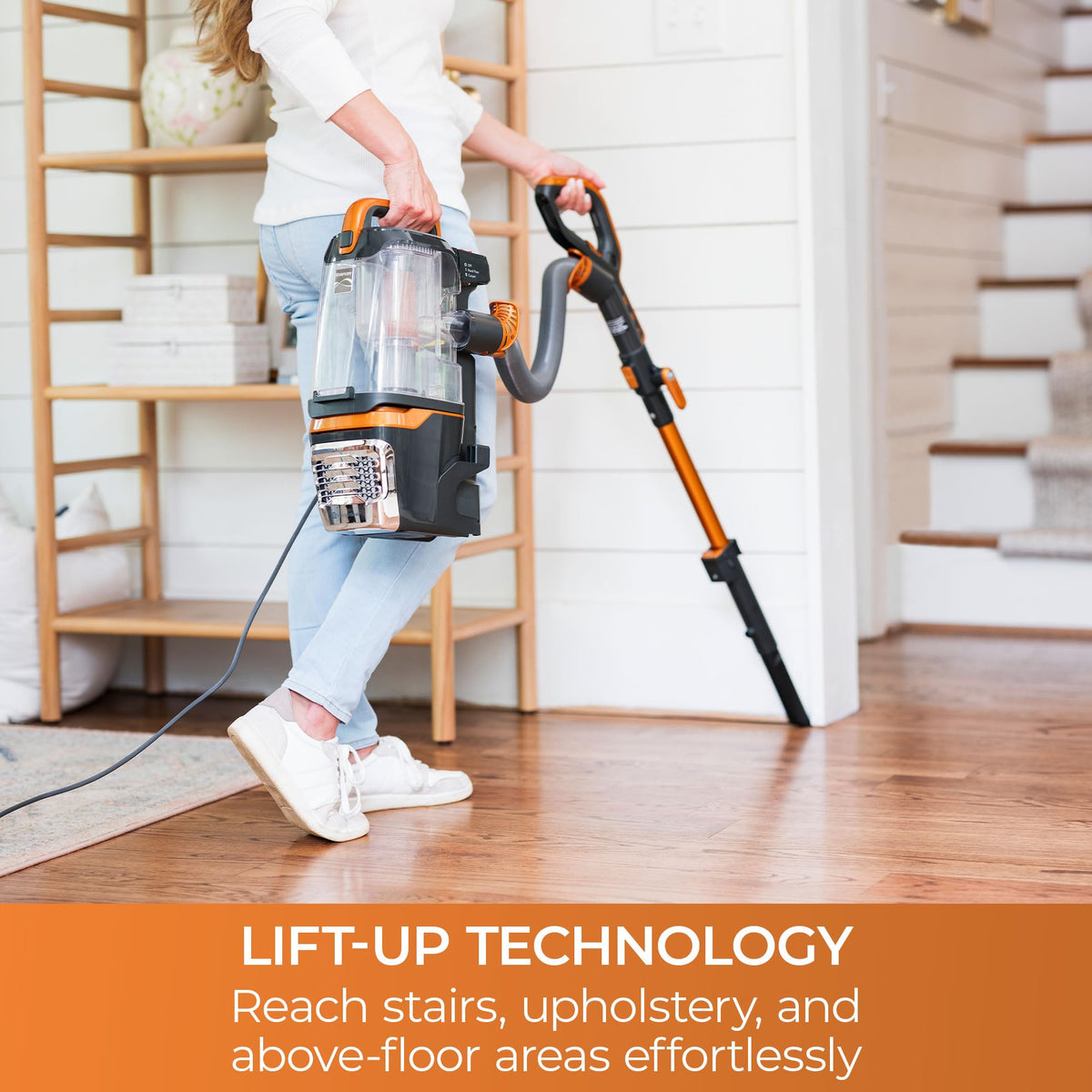 Bagless Upright Vacuum I3893